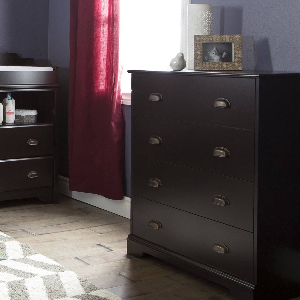 4-Drawer Chest B64554