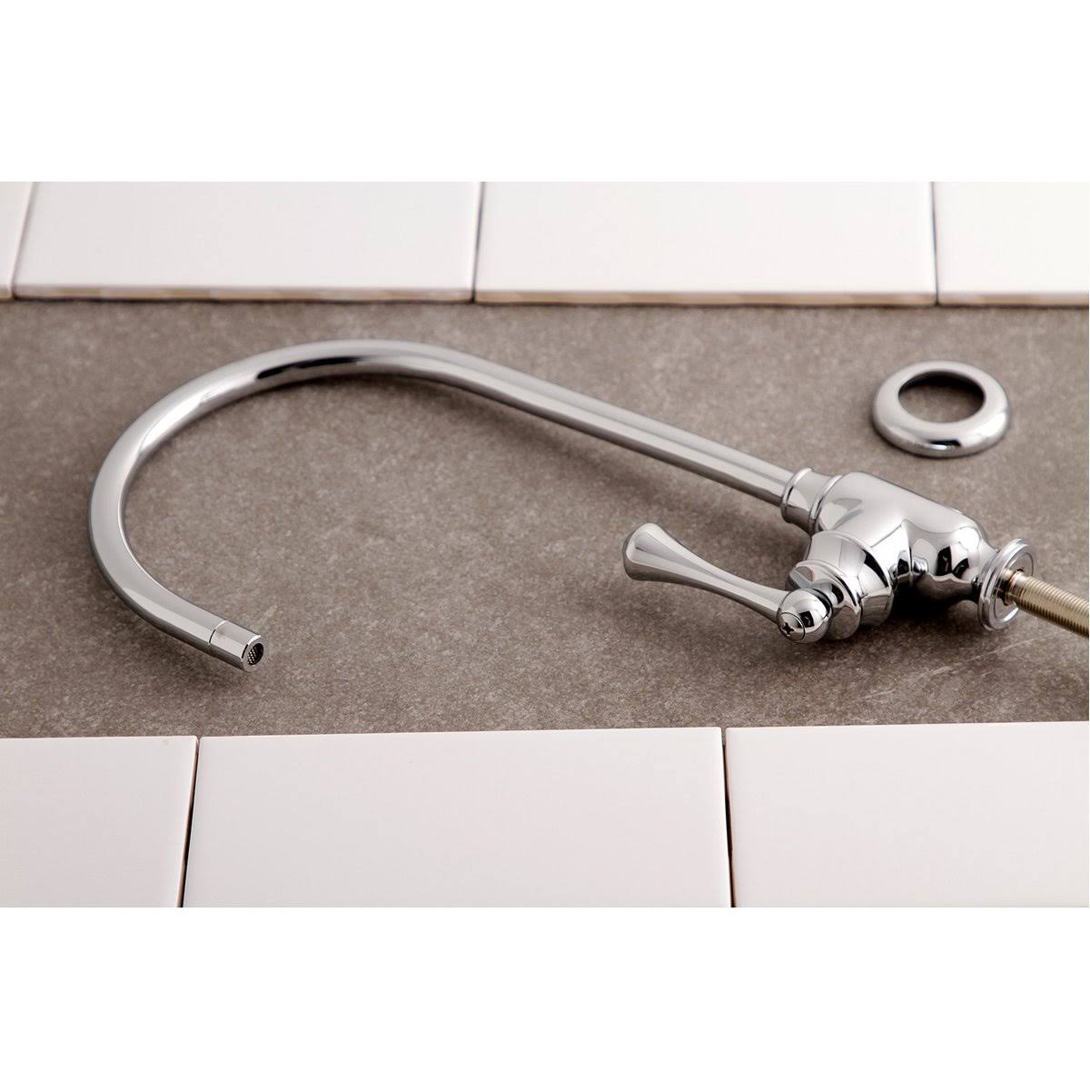Vintage Single-Handle Water Filtration Faucet D104