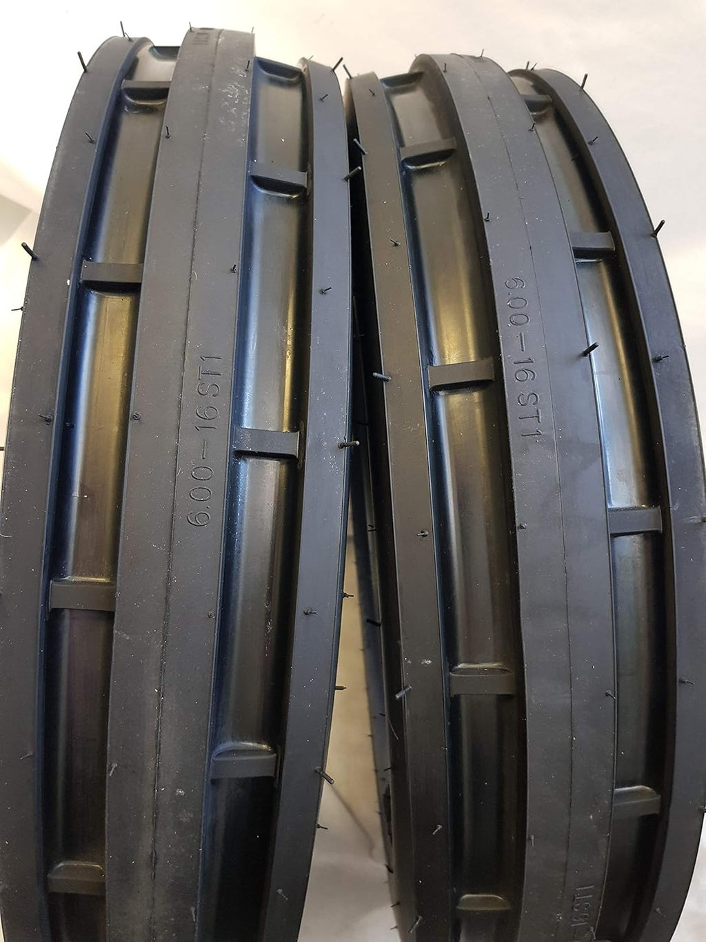 6 Ply 3 Rib Tractor Tires with Tubes E8521