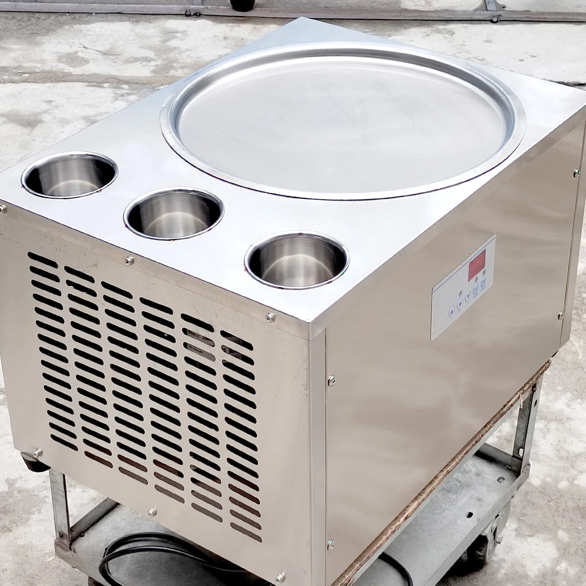 18'' Round Ice Pan Ice Cream Roll Machine, 3 Tanks X8456