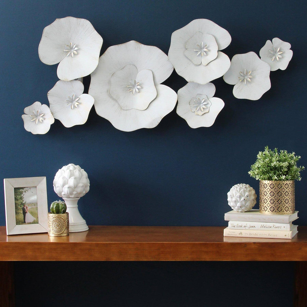 White Metal Lily Pad Wall Decor M712319