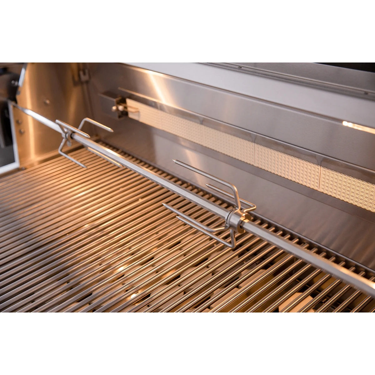 30" Built-in Gas Grill with Rotisserie Kit B2065