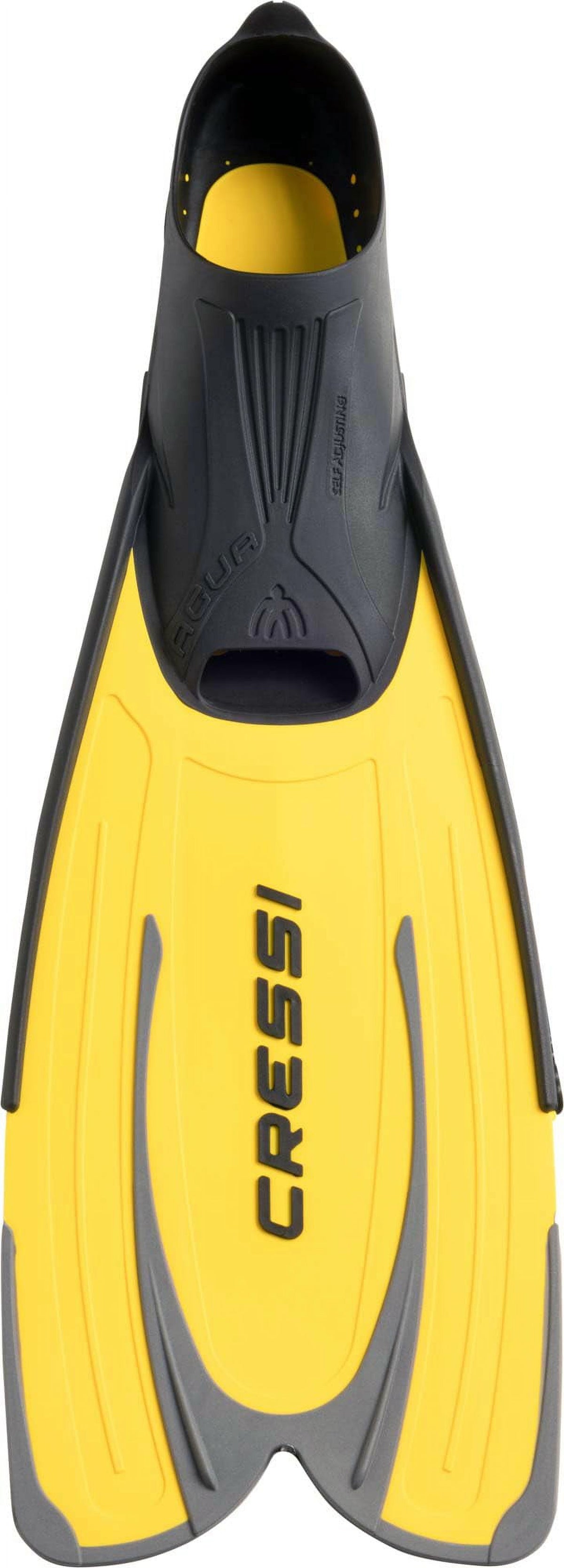 Yellow Fins O97081