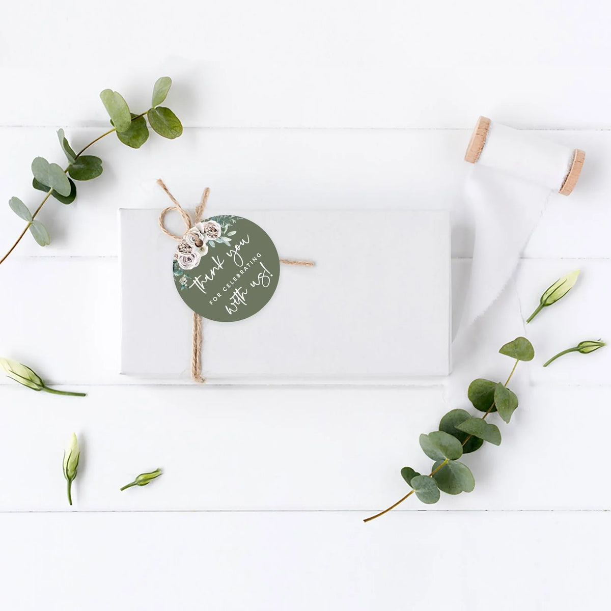 Sage Green Cream Floral Blossoms Round Gift Tags, 24-Pk A12683