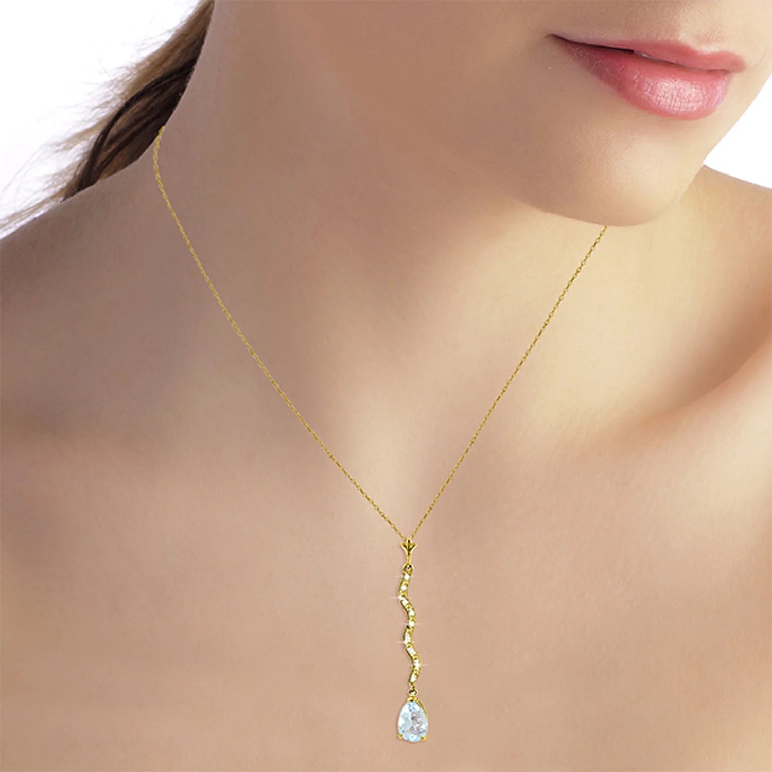 14k Solid Gold Necklace with Natural Diamonds and Pear-shaped Aquamarine Y3170