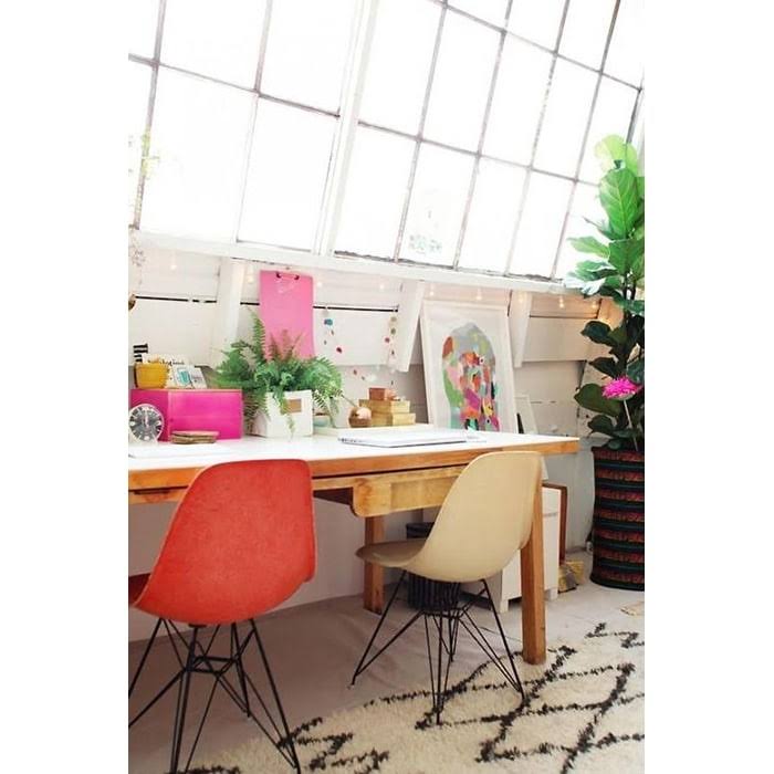 Set of 4 Plastic Shell Side Dining Chairs with Metal Base A77257