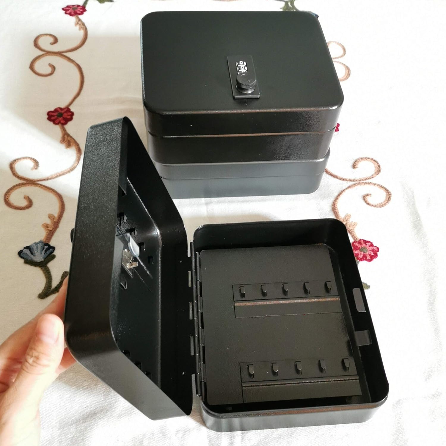Black Steel Key Cabinet Box with 24 Key Slots and Combination Lock Q49830