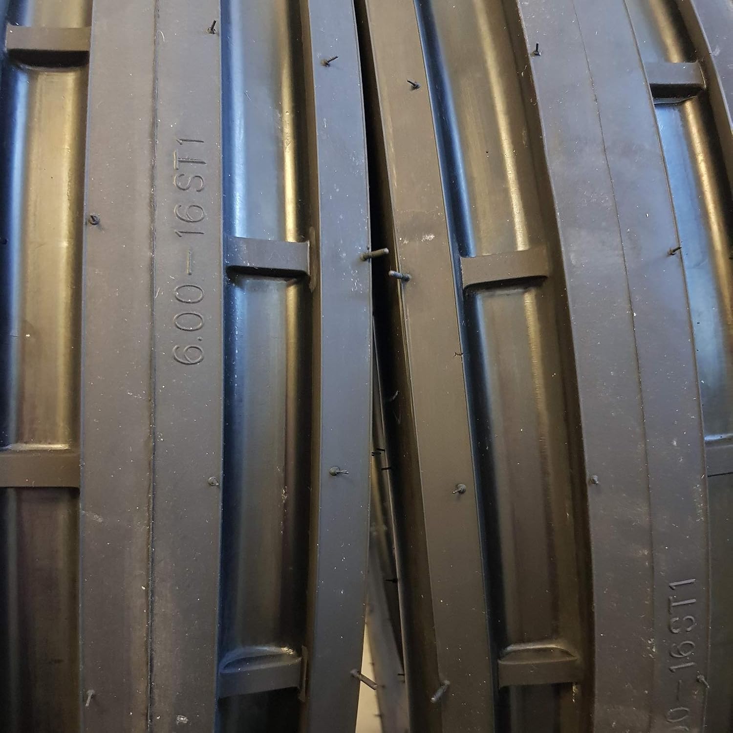 6 Ply 3 Rib Tractor Tires with Tubes E8521