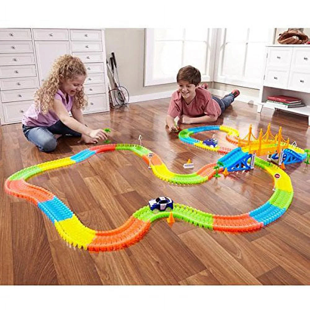 Mega Set with 18ft Racetrack with 2 Race Cars O57685