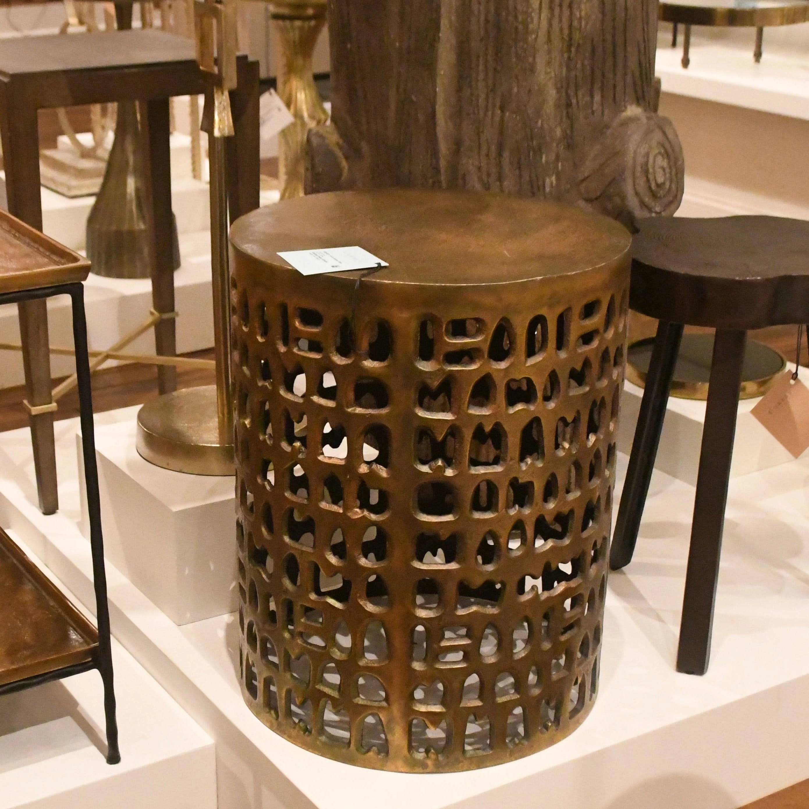 Accent Table E2597