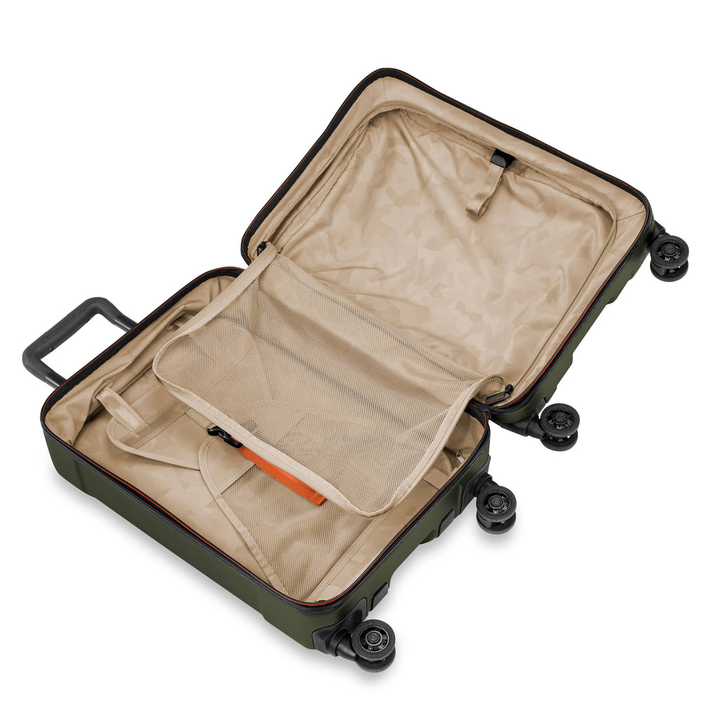 Carry on Spinner R339